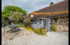 Deux maisons de charme, une grange, un étang sur 1,30 Hectares à la campagne